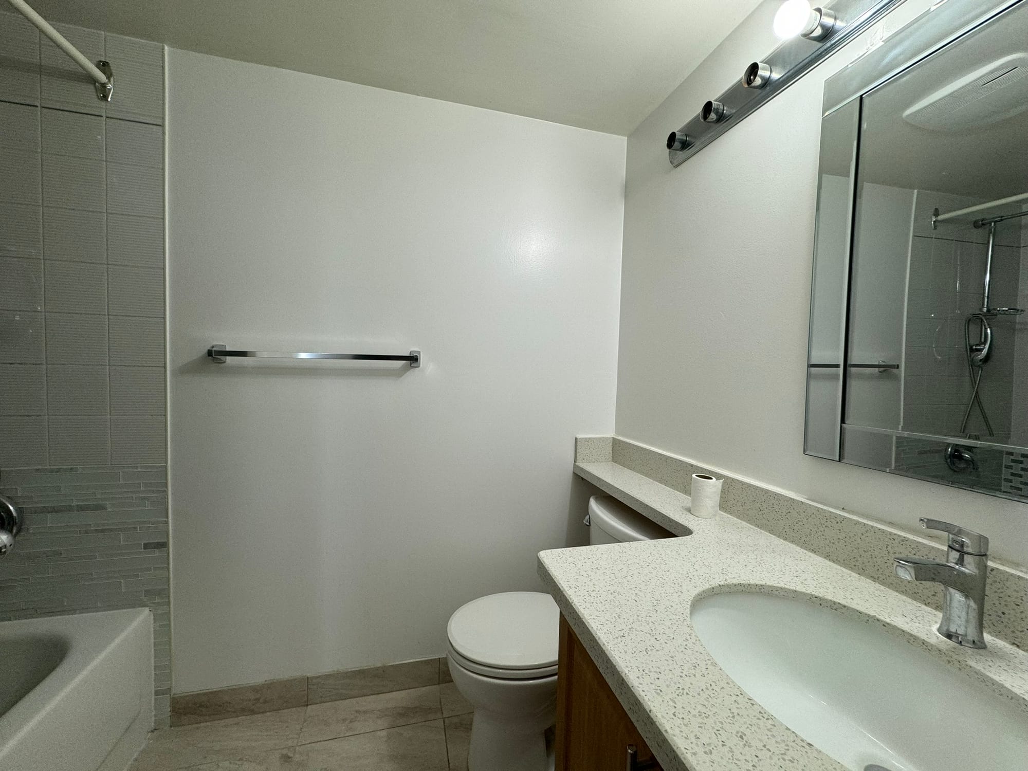出租密市SQ1二室二卫公寓 325 Webb Dr 909, Mississauga $3,000