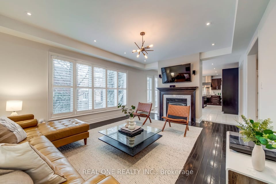 1385 Arrowhead Rd, Oakville $2,799,000