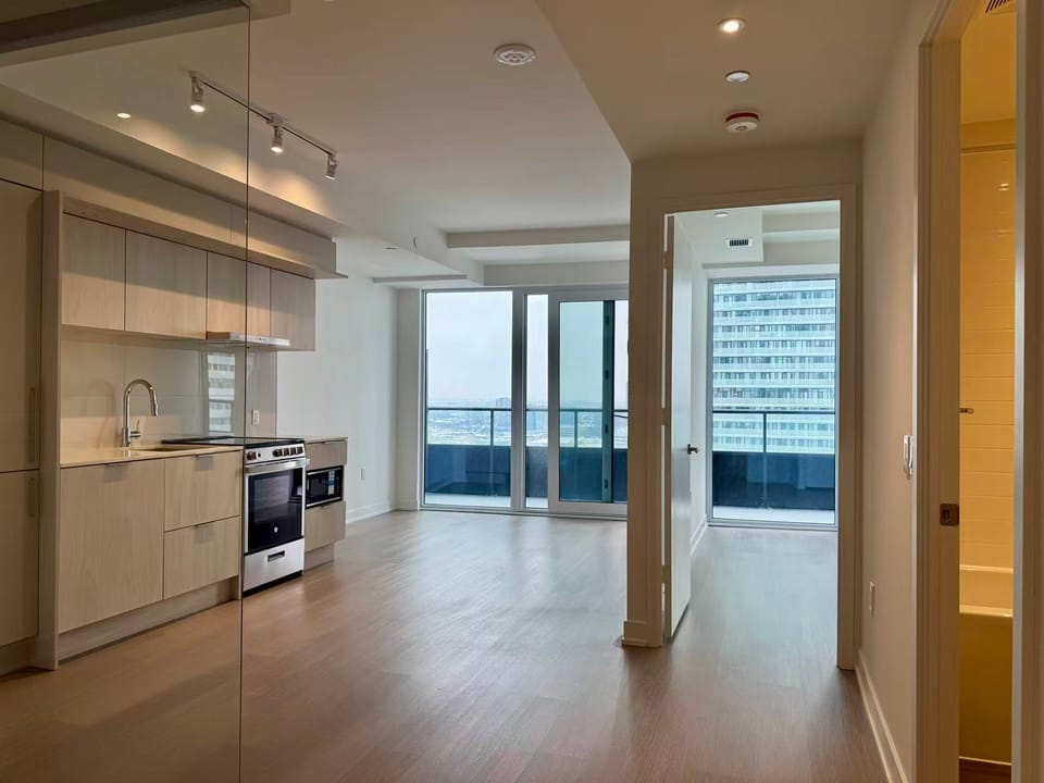 出租密市 mCity M3 全新公寓2室1卫1车位 $2500